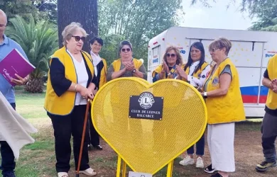 El Club de Leones instaló un “corazón solidario” para colaborar con el Hospital Garrahan