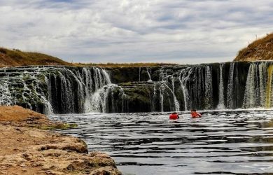 Tragedia en el río Quequén Salado: un hombre se ahogó en la cascada Cifuentes