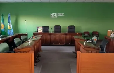 Uber en Balcarce: remiseros y taxistas piden la intervención del Concejo Deliberante